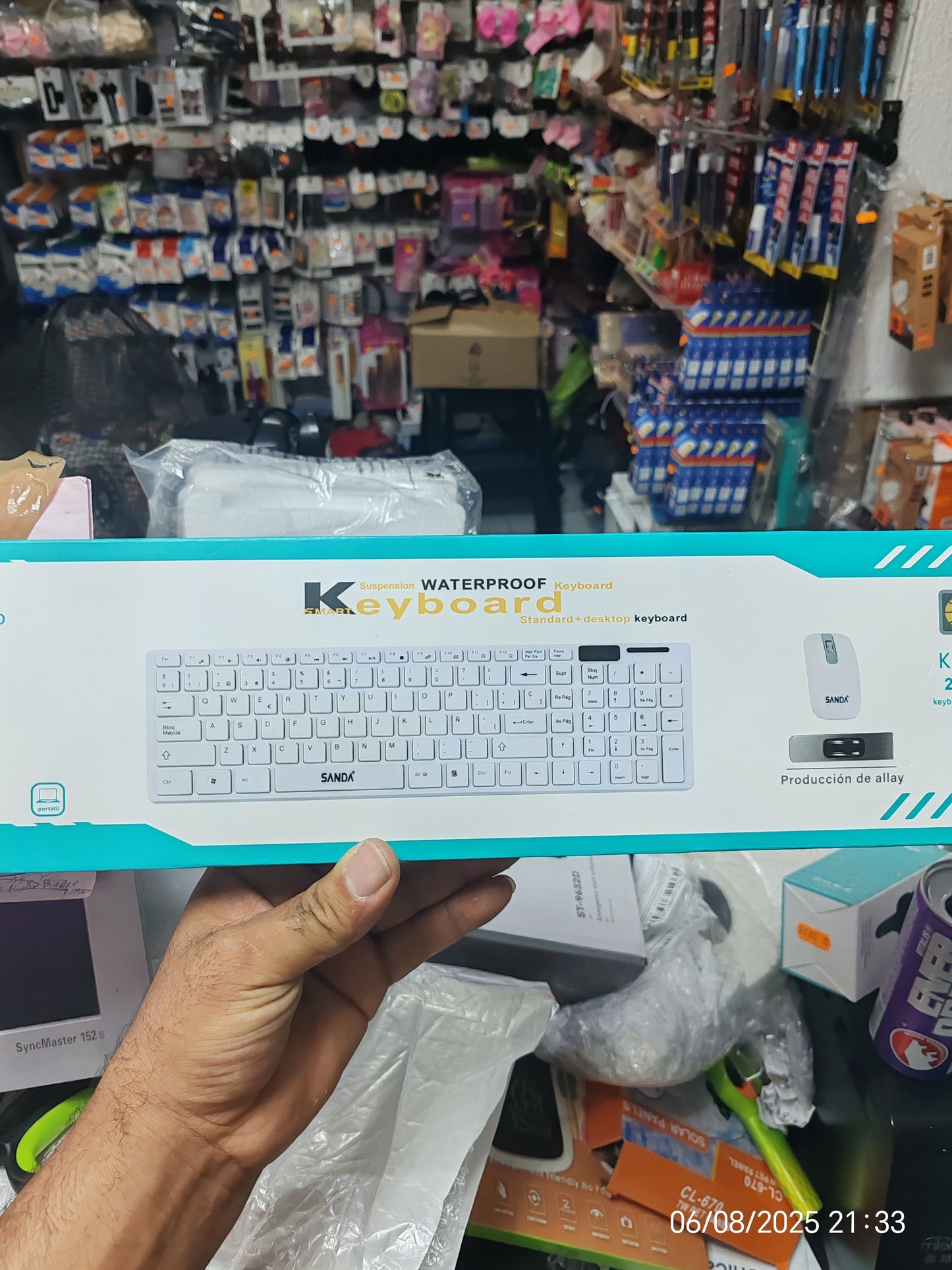 Teclado y mouse inalámbricos SANDA 2.4G