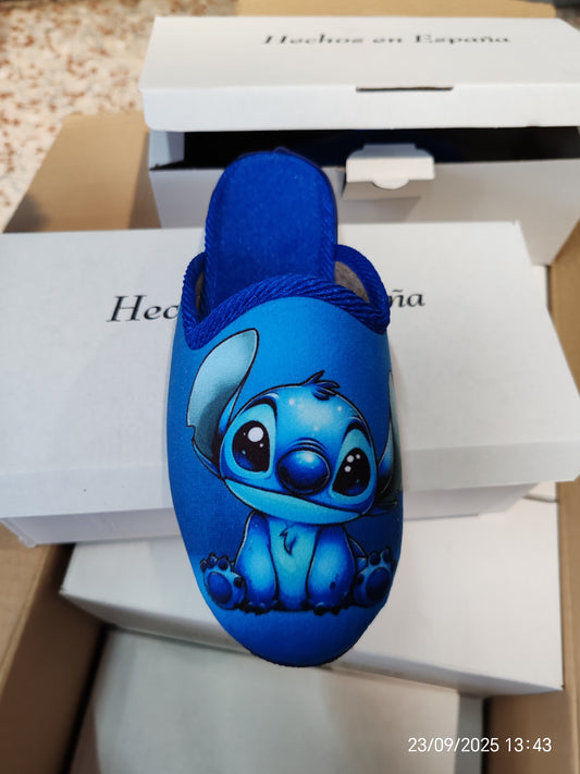 Zapatillas de Stitch hecha en España buena calidad no pesan nada de mujer