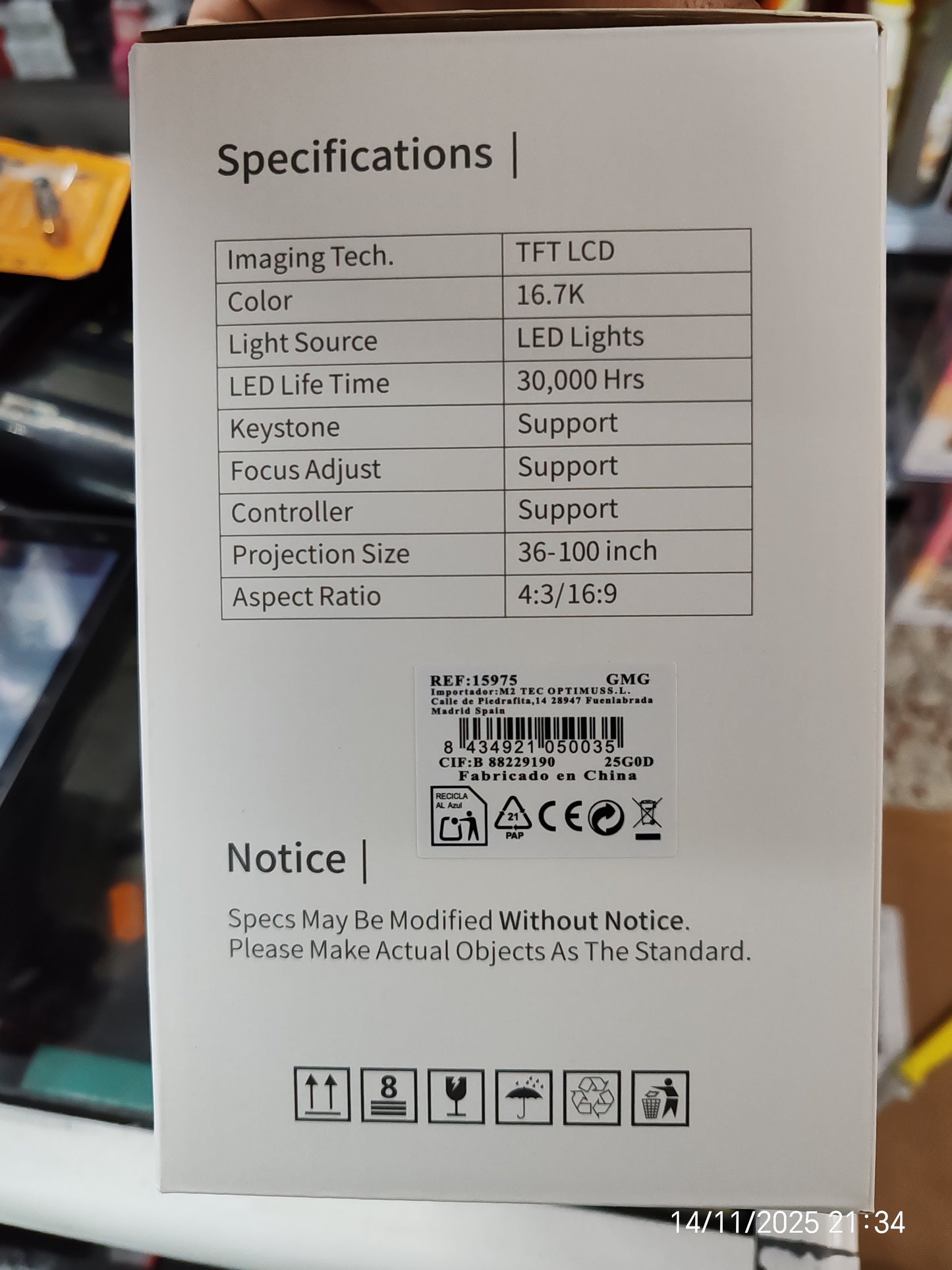 Mini proyector 📽️ con wifi 🛜 dé buena calidad 👌😃