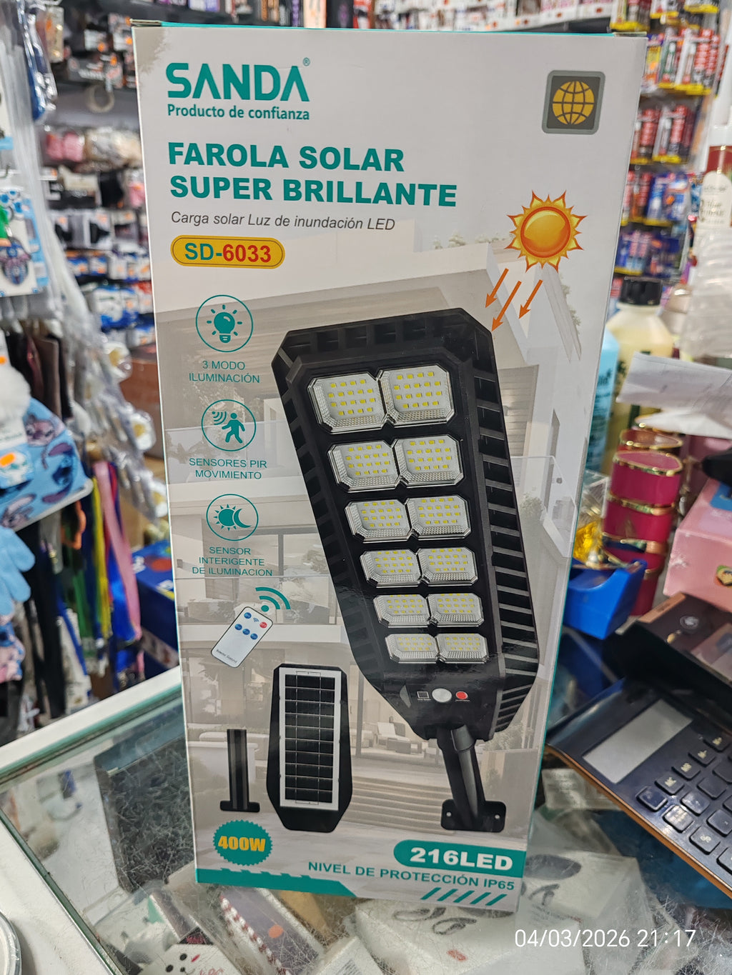 Farola solar Fuco cargá solar luz inducción led con sensor de movimiento dé 400w