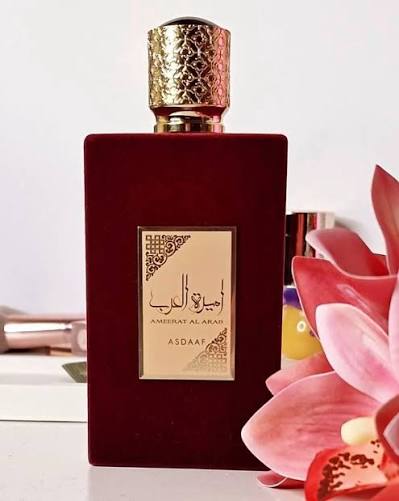 Precisa Arabia roja amirat al arab huele muy bien de 100ml