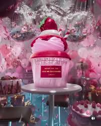 Berry On Top Lattafa Perfumes fragancia - una nuevo fragancia para ...
Fragrantica