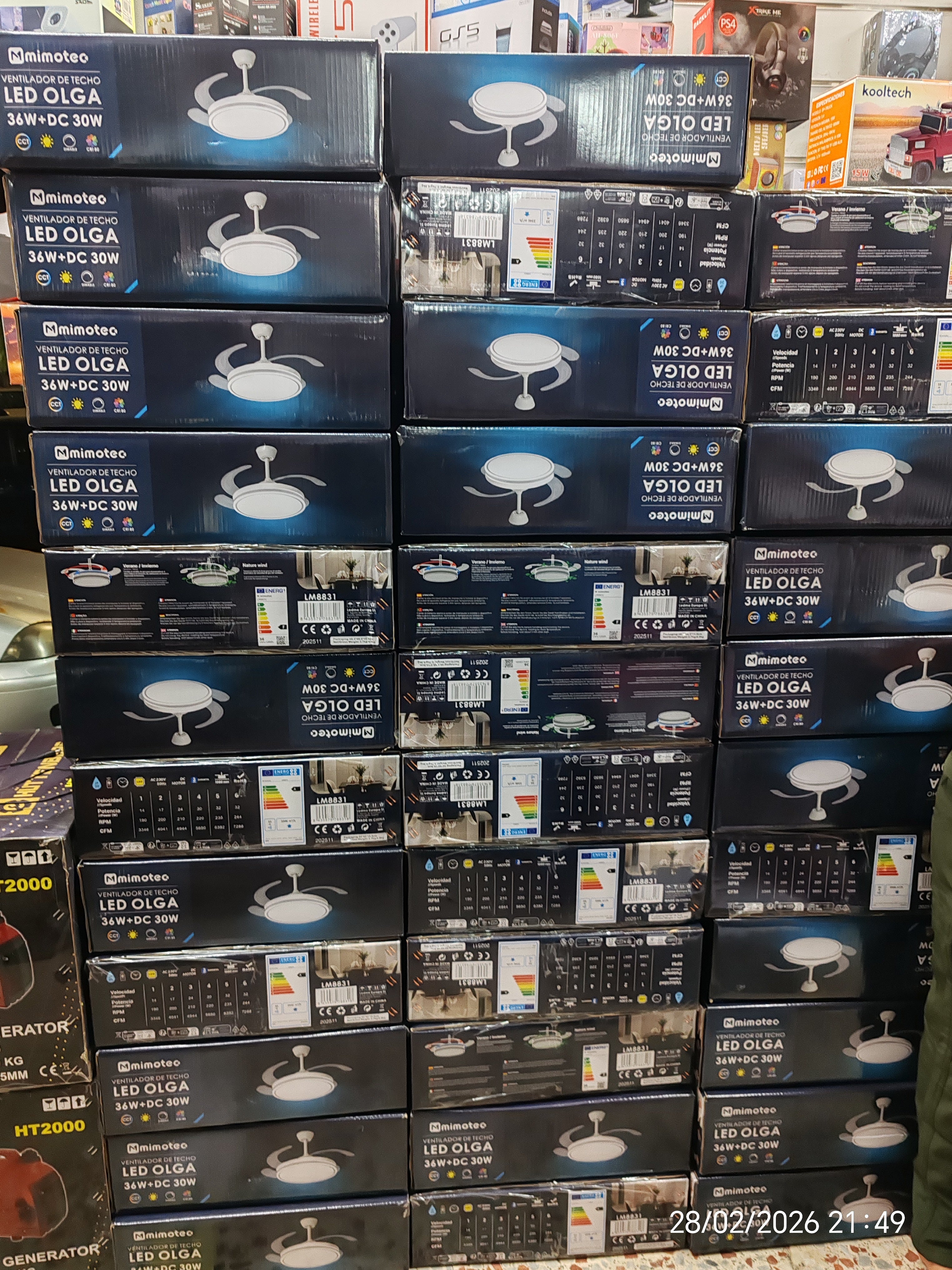 Ventilador De Techo Led 66W, Regulable En Intensidad Y En Tono De Luz De Fria A Cálida, 4 Aspas Retráctiles, Mando A Distancia
49,99 €
Sin coste